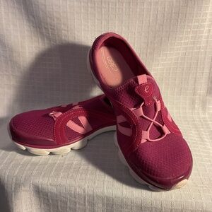 Easy Spirit Women’s size 81/2